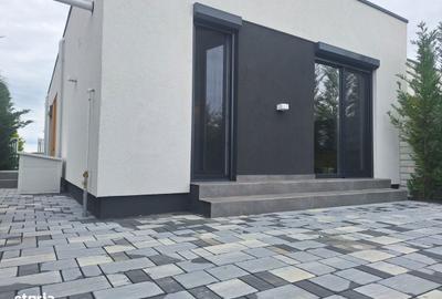 Casă cu 3 camere cu Teren 300 Mp în Ghiroda - 14