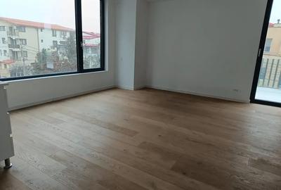 Apartament cu 3 camere decomandat în Aviației - 12
