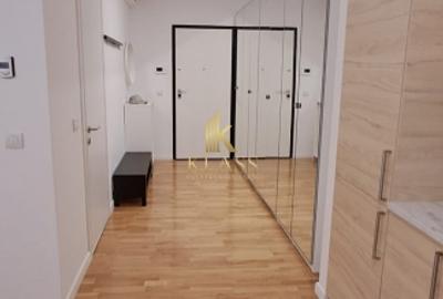 Apartament cu 3 camere semidecomandat, mobilat în 1 Mai - 2