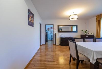 Casă cu 7 camere cu Teren 1617 Mp în Central - 20