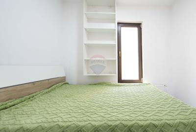 Casă individuală cu 10 camere cu Teren 925 Mp în Nufărul - 40