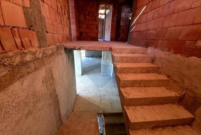 Casa / Vila cu 5 camere de vanzare - 14