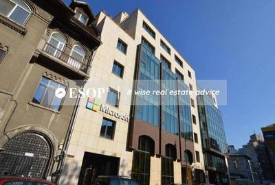 Spațiu comercial, de 82 mp, în Universitate