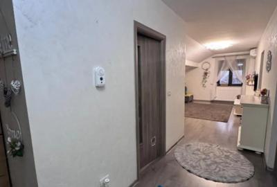 Apartament cu 3 camere decomandat în Central - 4