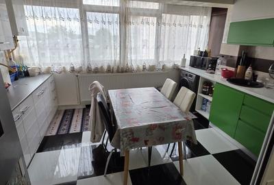 Apartament cu 2 camere semidecomandat în Pădureni - 1