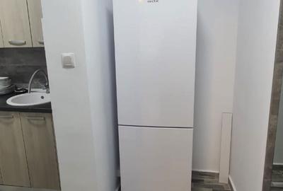 Apartament cu 2 camere semidecomandat în Berceni - 2