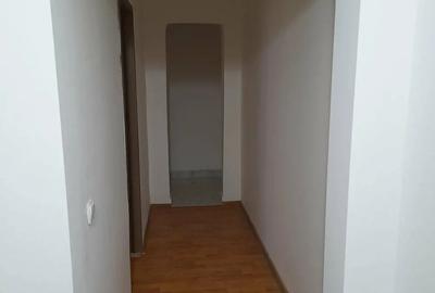 Inchiriez apartament 2 camere - 3