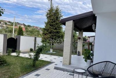 Vila Complet Mobilata ?i Utilata in Valea Lupului - 4