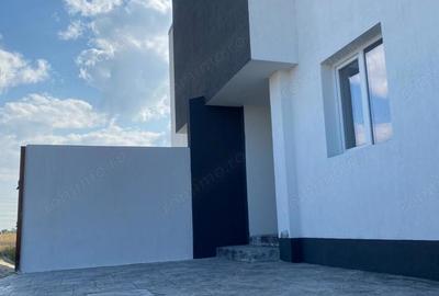 Casa de vanzare Domne?ti 4 camere 141mp - 2
