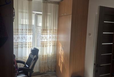 Apartament cu 2 camere nedecomandat în Iași - 1
