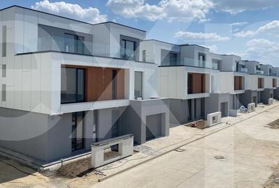 Casă individuală cu 7 camere cu Canalizare în Pipera