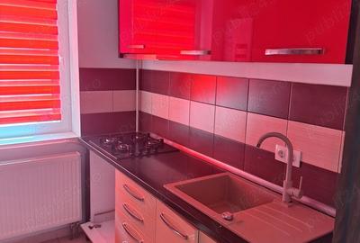 Inchiriez Apartament cu doua camere - 3