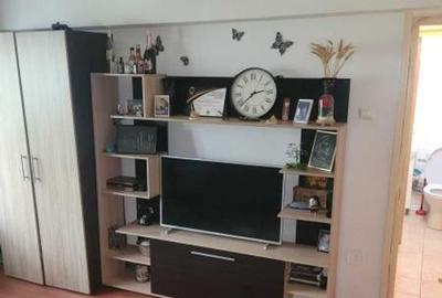 APARTAMENT 3 CAMERE SEMIDECOMANDAT CONFORT 0 ZONA INEL 2 - 7