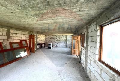 Casa / Vila cu 6 camere de vanzare in BUHUSI Judetul BACAU - 6