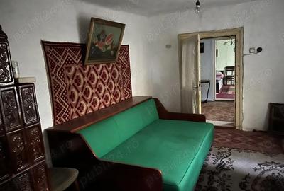 Casă cu 4 camere în Central - 2