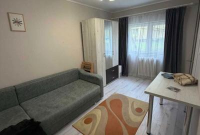 Garsonieră semidecomandată în Central