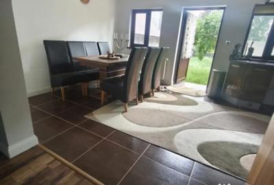 Casă cu 4 camere cu Teren 2600 Mp în Horodnic - 1