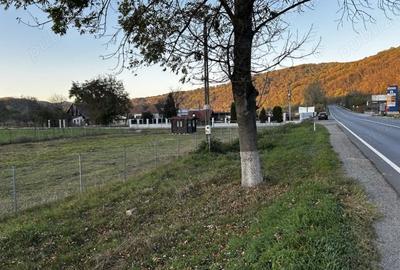 Teren de 5800 mp, în Central - 5