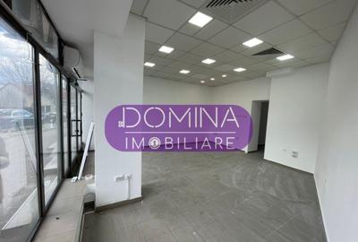 Spa?iu comercial cu vitrina stradala - 8 Mai - 5