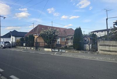 Casă cu 3 camere în Gheja - 1