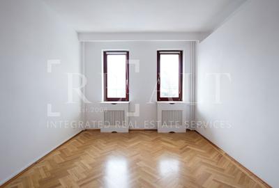 Casă cu 8 camere cu Canalizare în Floreasca - 27