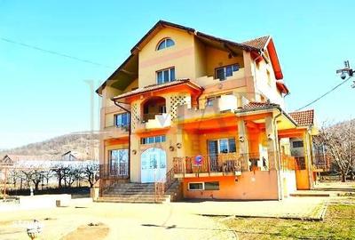 Casă cu 4 camere în Săteni - 12