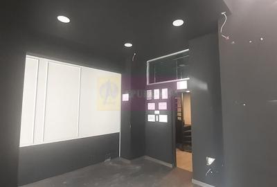 Spațiu comercial, de 85 mp, în Centrul Civic - 37