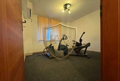 Apartament cu 4 camere semidecomandat, mobilat în Ștefan cel Mare - 3