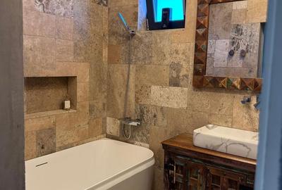 Apartament cu 4 camere în Central - 4