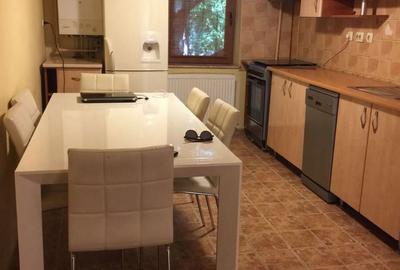 Apartament cu 3 camere decomandat în Exterior Vest - 10