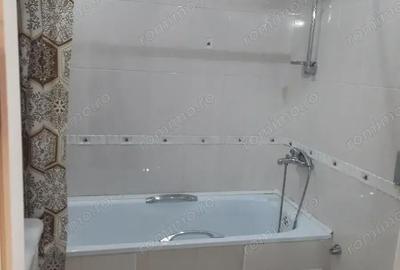 Apartament cu 2 camere decomandat în Complex Studențesc