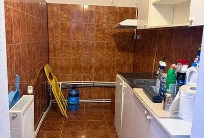 Garsonieră decomandată în Central - 2