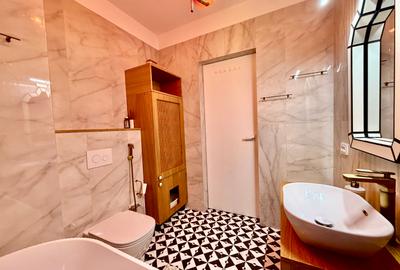 Apartament cu 2 camere decomandat, mobilat în 13 Septembrie - 9