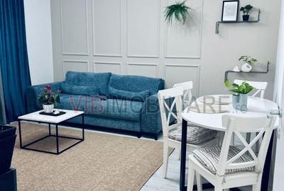 Apartament cu 2 camere decomandat, mobilat în Central