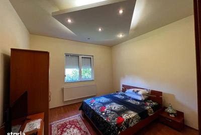 Casă cu 7 camere cu Teren 600 Mp în Central - 2