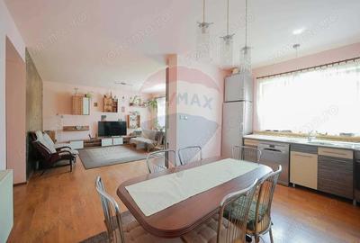 Casa de vanzare cu 1800 mp teren, Paleu
