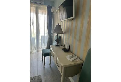 REA1019300 Studio Blue Bike Mamaia - 12