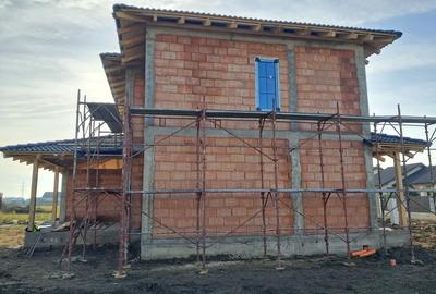 Casă cu 4 camere cu Teren 300 Mp în Moșnița Nouă - 3