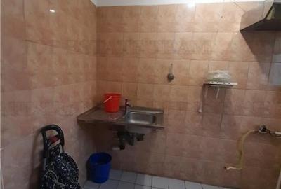 Bd Basarabiei -Parcul National- Vanzare  Garsoniera in bloc  Anvelopat-Libera - 6