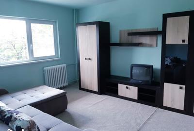 Apartament cu 3 camere decomandat în Circumvalațiunii - 3