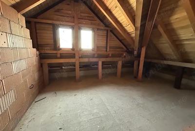 Vand vila noua Livada-Sanleani,st.840 mp,sc.130 mp,situat pe 2 strazi - 8