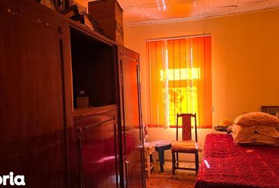 Casă cu 5 camere cu Teren 2200 Mp în Tuzla - 3