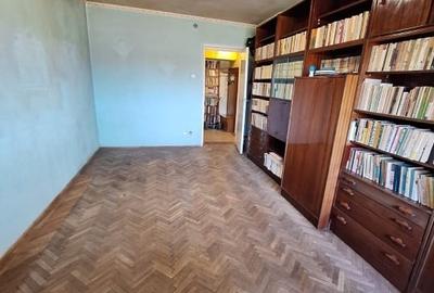 3 camere, str Domnească - 4