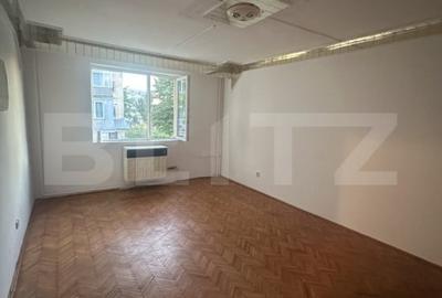 Garsoniera de vanzare, 36,47 mp, zona Ostrovului