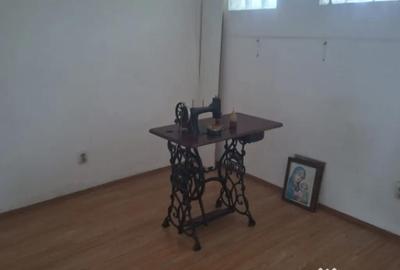 Casă cu 5 camere cu Teren 132 Mp în Central - 3