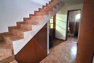Casa  P+1 cu 6 camere de vanzare in Clinceni - 5