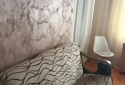 Inchiriez garsoniera confort 1.Foarte curata Roman