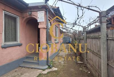 Casă cu 3 camere cu Canalizare în Central - 2