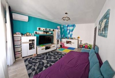 Apartament cu 2 camere decomandat în Runcu - 1