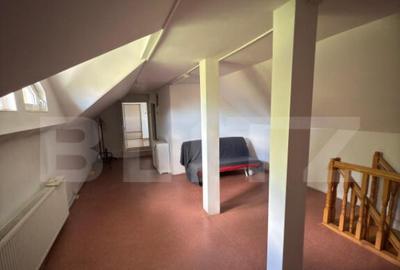 Casă cu 7 camere cu Teren 266 Mp în Central - 10